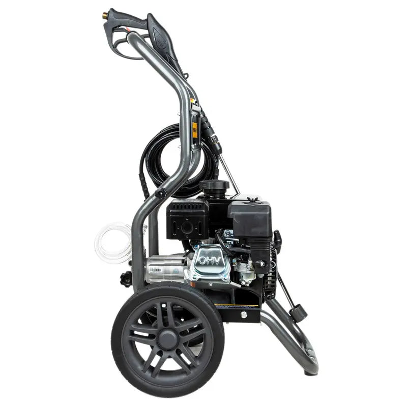 Lavadora a presión de gas de 2700 PSI - 2,5 GPM con motor Powerease 225 y bomba axial AR