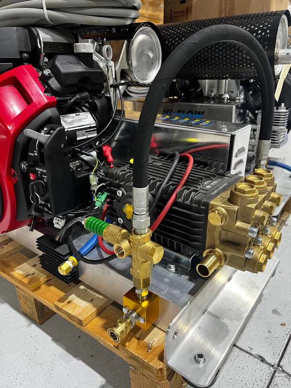 Bandit 8GPM at 3500psi Honda GX690 With General Pump