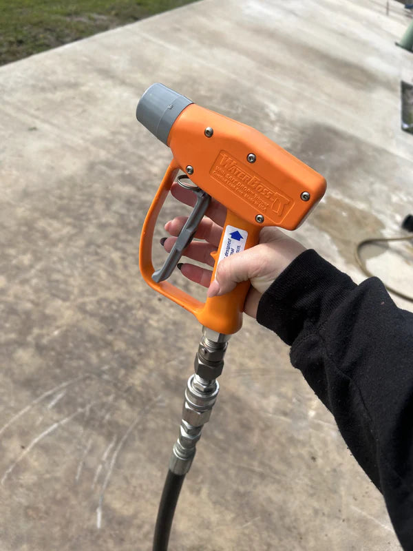 Side view of WaterBoss 750 Soft Wash Gun with 1/2 high-flow swivel