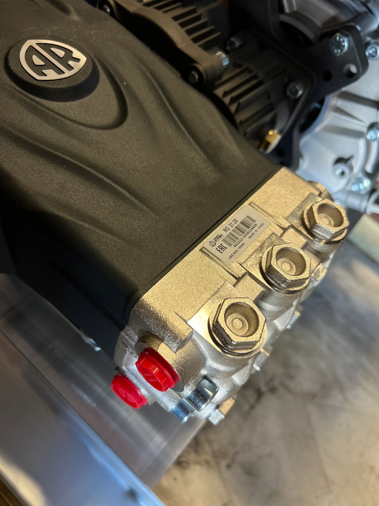 AR pump on Gear Drive 5.5 GPM 3000 PSI

