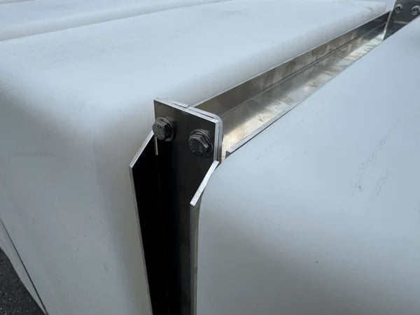 Heavy Duty Slimline Tank Straps second band close-up

